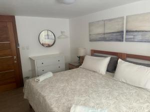 Kite Beach Oceanfront 1st Row Two Bedrooms and patio
