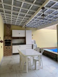 Casa aconchegante com piscina próximo a praia, shopping e centro de Aracaju