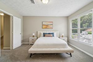 Rex Townhomes 2421a I Spacious 2 Bed 25 Bath