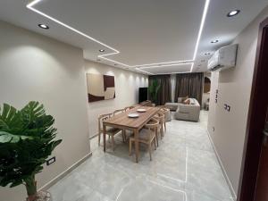 MTMZ B - 3 BDR Apartment - By Kemetland