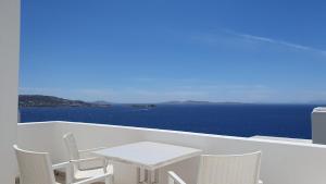 Double Room with Extra Bed room in Hotel Gorgona