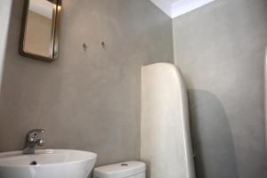 Terramare Room 5