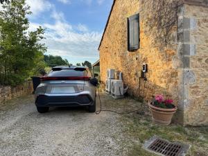 Chambre dhôtes indépendante de Pouzatel proche Bonaguil