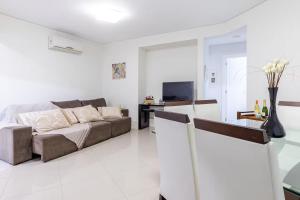 Alto padrão 50m do mar com 3 suítes