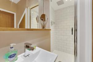 Bantham Mews by Pureserviced 1 bedroom luxury mews