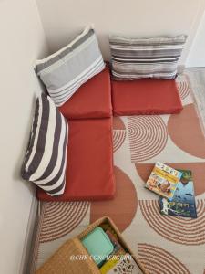 Maisons de vacances Dors Fee Duplex avec Toit-Terrasse et Salle de Jeux - Centre Bourg a 4 min du Puy duFou : photos des chambres