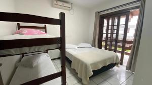 Casa em Bombinhas Almeida e Moraes Perto da Praia