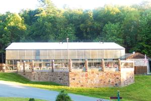 Adorable Escape by Venture Smoky Mountains