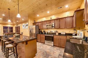 Amazing Views by Venture Smoky Mountains