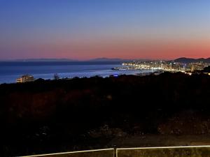 Panoramica views superb luxury apartment