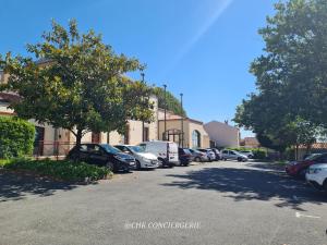 Maisons de vacances Dors Fee Duplex avec Toit-Terrasse et Salle de Jeux - Centre Bourg a 4 min du Puy duFou : photos des chambres