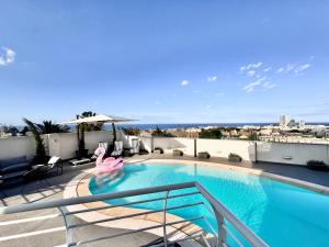 St Julians Hillside villa with Pool