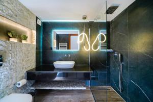 Golden Sunrise Apartments