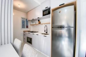 Praia de Palmas - Apto 300m da Praia, 2 Dorms - 0158