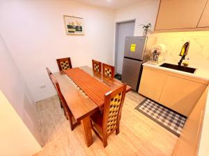 Baguio Transient Near Mines View - 3 BR Condo Unit - Queendom Tower Condominium