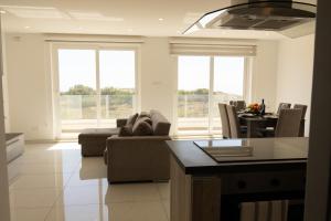 Sunset and Seaview Apartment No 4