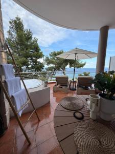 Amelia Seaview Apartments & Studios - 3hvězdičkové hotely ve městě Kallithea