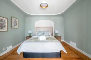 Comfort House in Kerrisdale Private and Shared Rooms - 4hvězdičkové hotely ve městě Vancouver