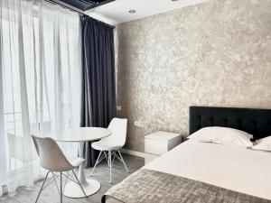 Almiro Residence Studio 24