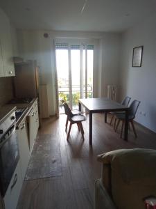 A 2 passi Metro Bengasi-Stazione Lingotto