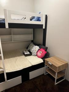 Novaliches Quezon City Hide and Chill Suites, Vine Residence