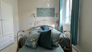 Deluxe Double Room with Bath