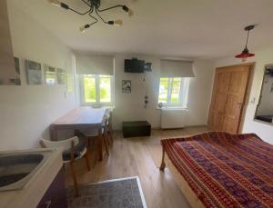 Els-kwatawa Ranch Guesthouse