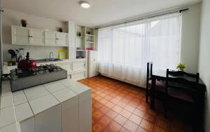 Basilica Apartment 3 Bed 2 Bath