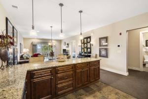 Branson Hills Getaway - Sleeps 6