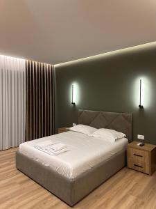 Bright & Modern Family Flat