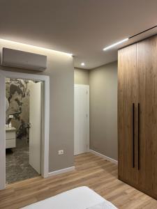 Bright & Modern Family Flat