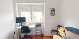 Private Rooms in Shared Apartment - Shared Bathroom and Dog Friendly