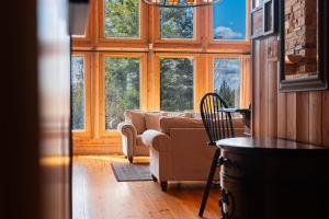 Fiddler Lake Resort - Deer 86