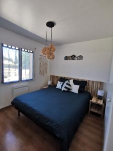 Villas villa near ocean with swimming pool : photos des chambres