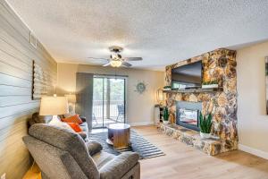 Lake and Pool Access Lazy Days Condo with Balcony!