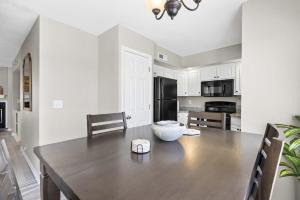 Stillwater Retreat - For 6