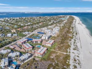 2BR 1st floor beachfront condo on Sanibel Island Sandalfoot 5A1