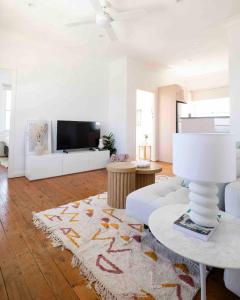 200m to the beach ~ Ocean view in every direction