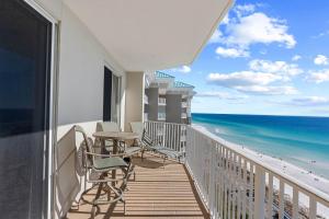 Majestic Memories A Plus Gulf views 2BR, Sleeps 7, Unit 1102b
