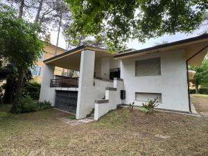 Villa Pineta - Oasi di Tranquillità a Due Passi dal Mare