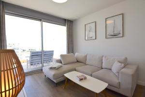 Elegante Ático con VISTAS al MAR !!!