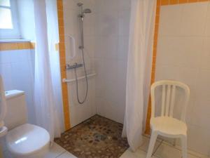 Maison de campagne avec grande terrasse, près de Lavaudieu et accessible PMR - FR-1-582-217