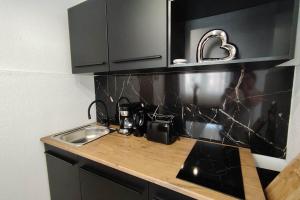 Family-friendly apartments with swimming pool Hvar - 24484