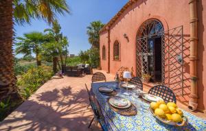 Gorgeous Home In Menfi With Wifi