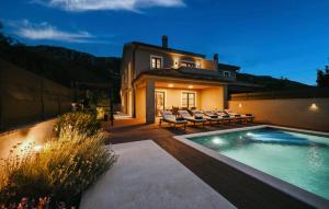 Villa George