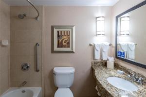 Deluxe King Suite room in Hilton Garden Inn Billings