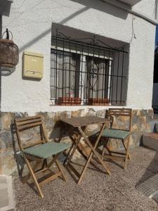 Cozy House in the Mountains with Sea Views