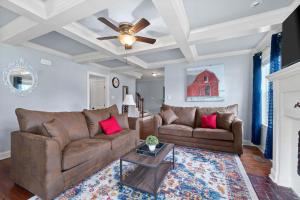 Near Campbell & Downtown - Cottage & Carriage House