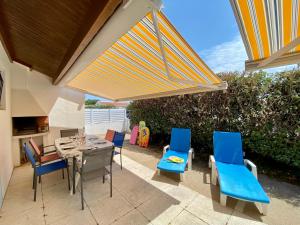 Maisons de vacances Maison 3 chambres (5 pers) a 400m de la plage avec jardin clos, parking & WIFI a Bretignolles-sur-Mer - FR-1-231-323 : photos des chambres