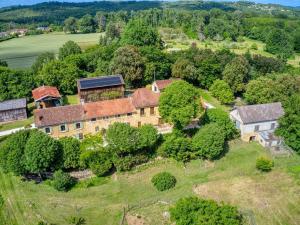 Maisons de vacances Maison au calme avec jardin, proche de Sarlat - Ideale pour familles et activites en plein air. - FR-1-616-295 : photos des chambres